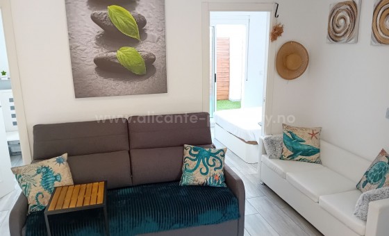 Apartamento / piso - Reventa - Torrevieja -
                Torrevieja