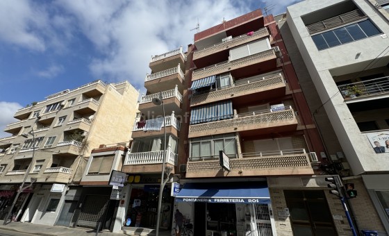 Apartamento / piso - Reventa - Torrevieja -
                Torrevieja