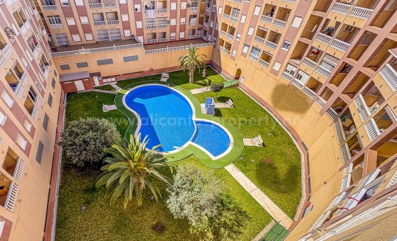 Apartamento / piso - Reventa - Torrevieja - Torrevieja