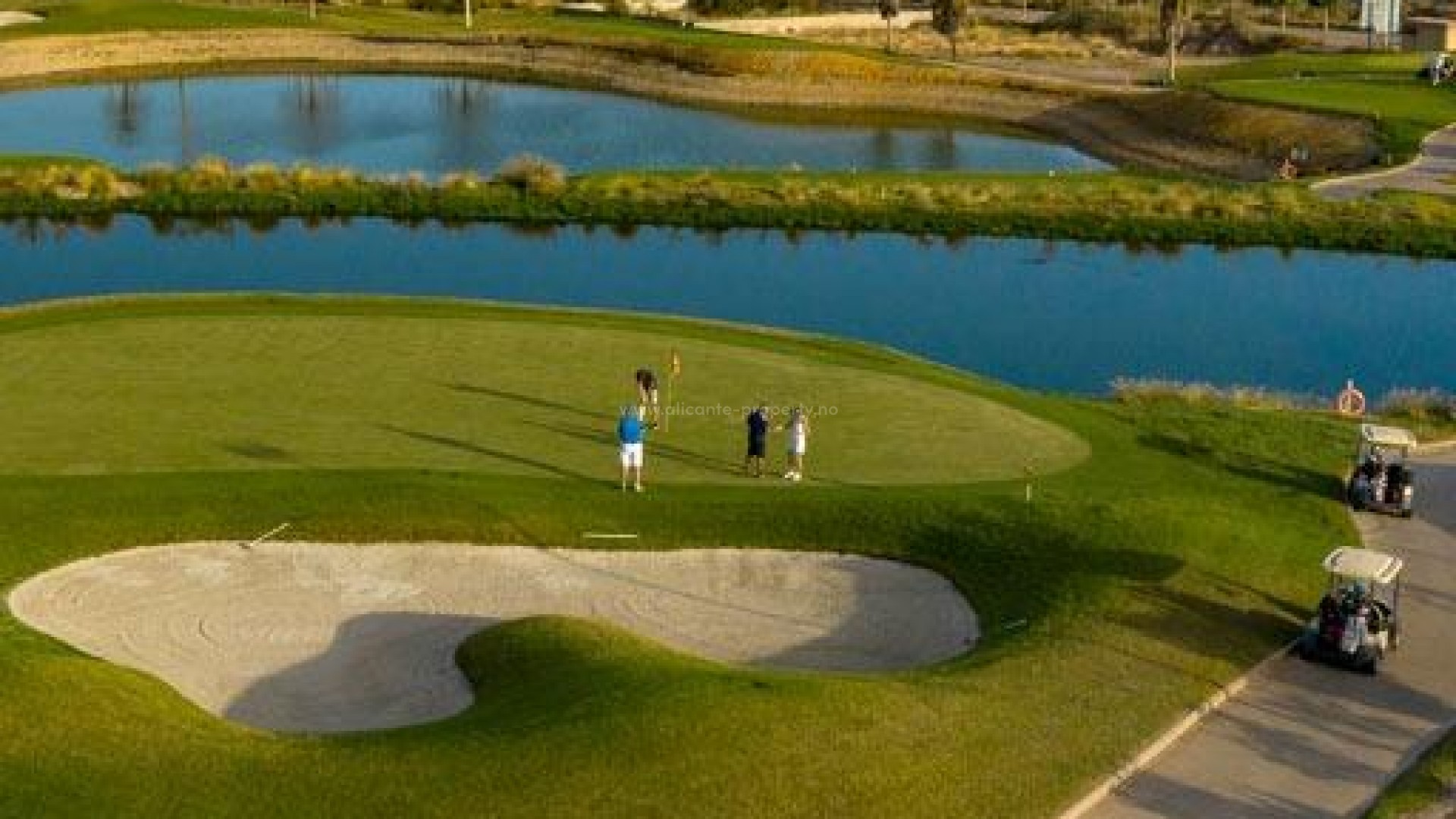 Apartment / flat in Aguilón Golf