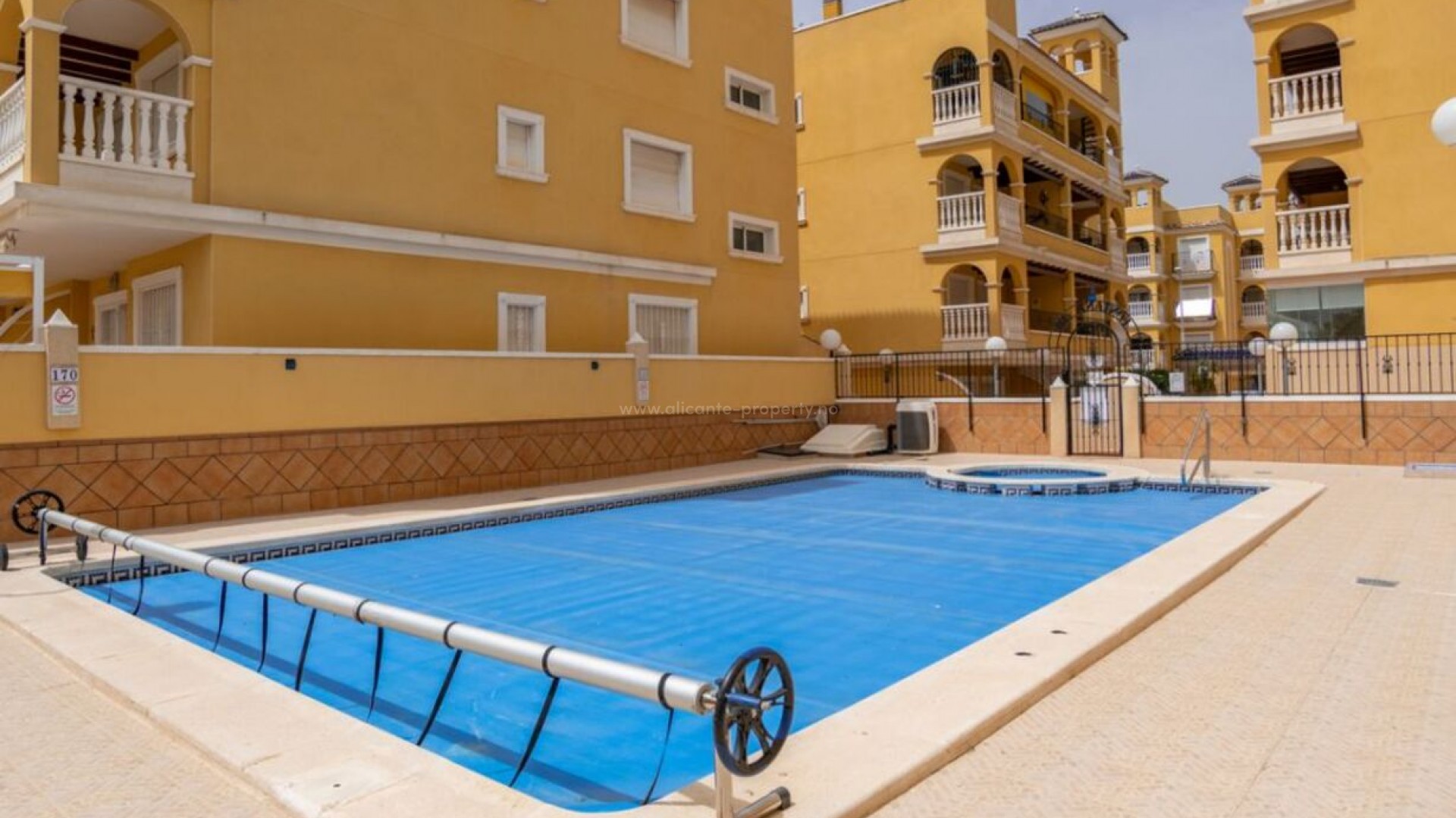 Apartment / flat in Algorfa