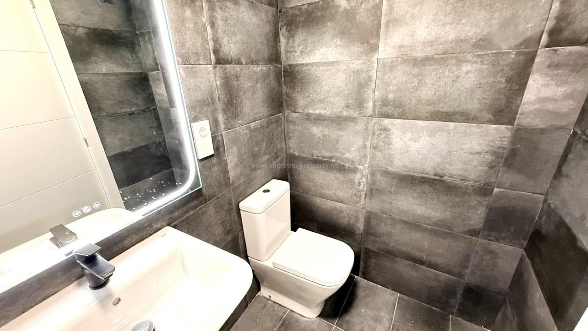 Apartment / flat in Alicante Centro