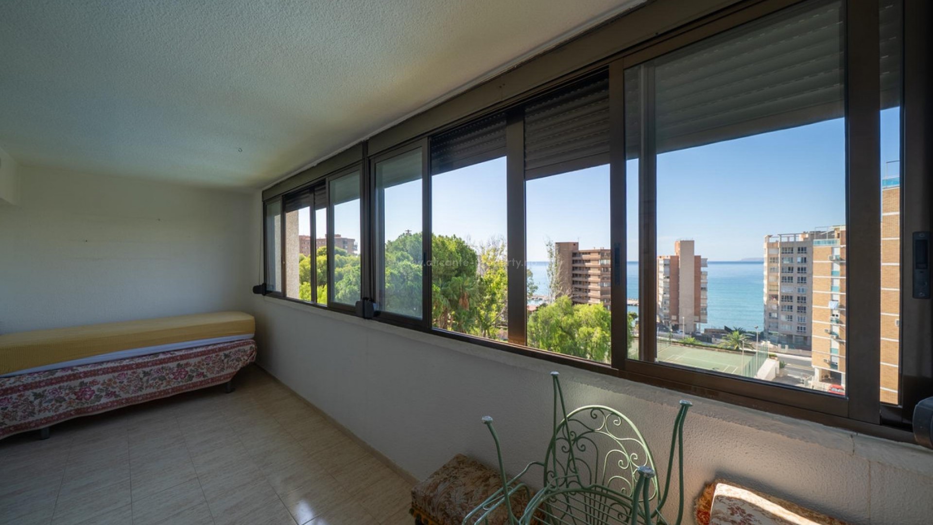 Apartment / flat in Alicante Centro