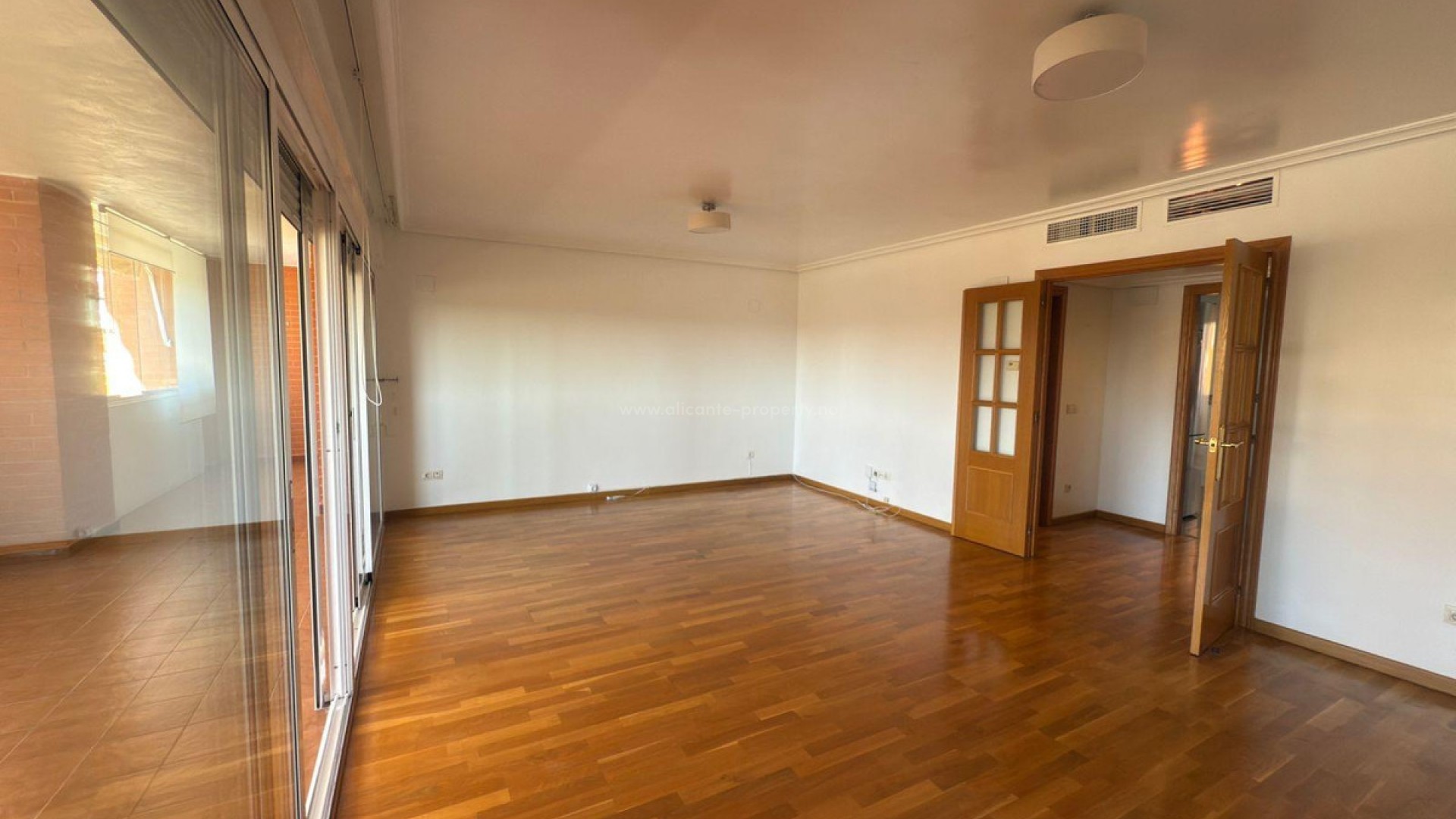 Apartment / flat in Alicante Centro