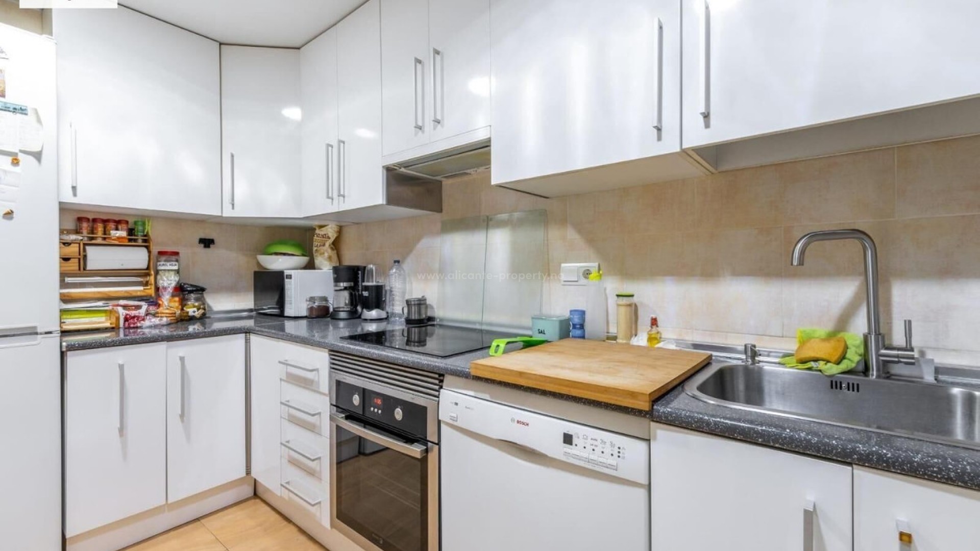 Apartment / flat in Alicante Centro