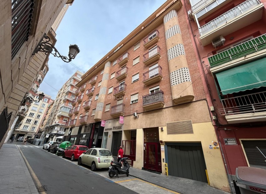 Apartment / flat in Alicante City Centro