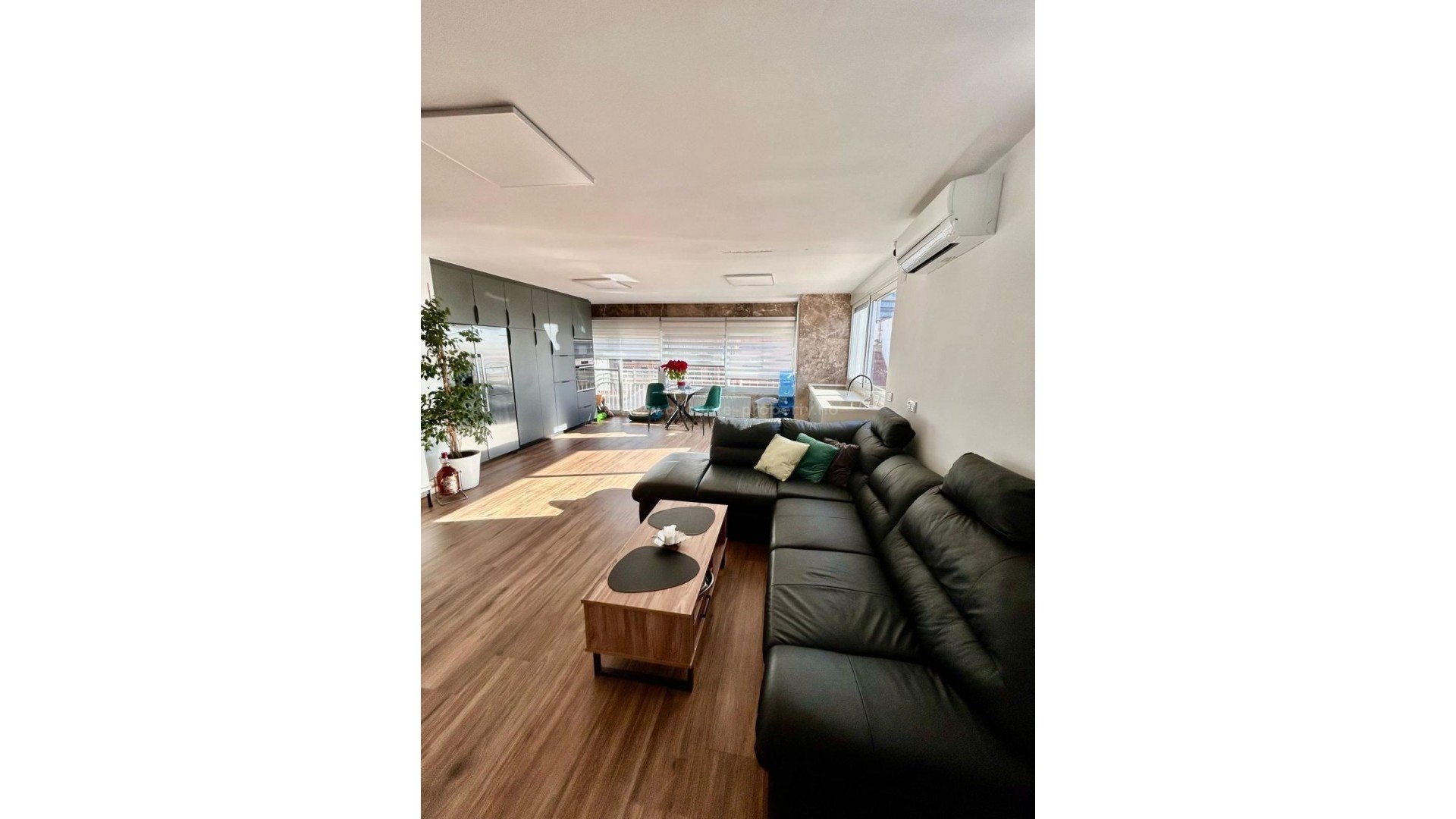 Apartment / flat in Alicante City Centro