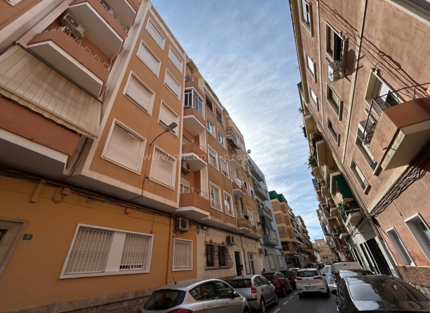Apartment / flat in Alicante City Centro