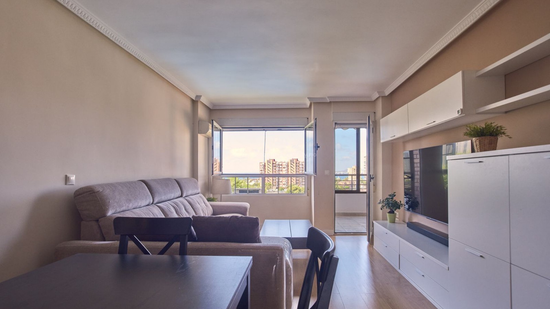 Apartment / flat in Alicante City Centro