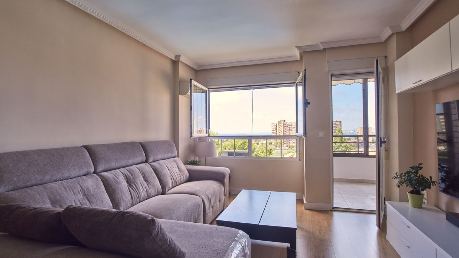 Apartment / flat in Alicante City Centro