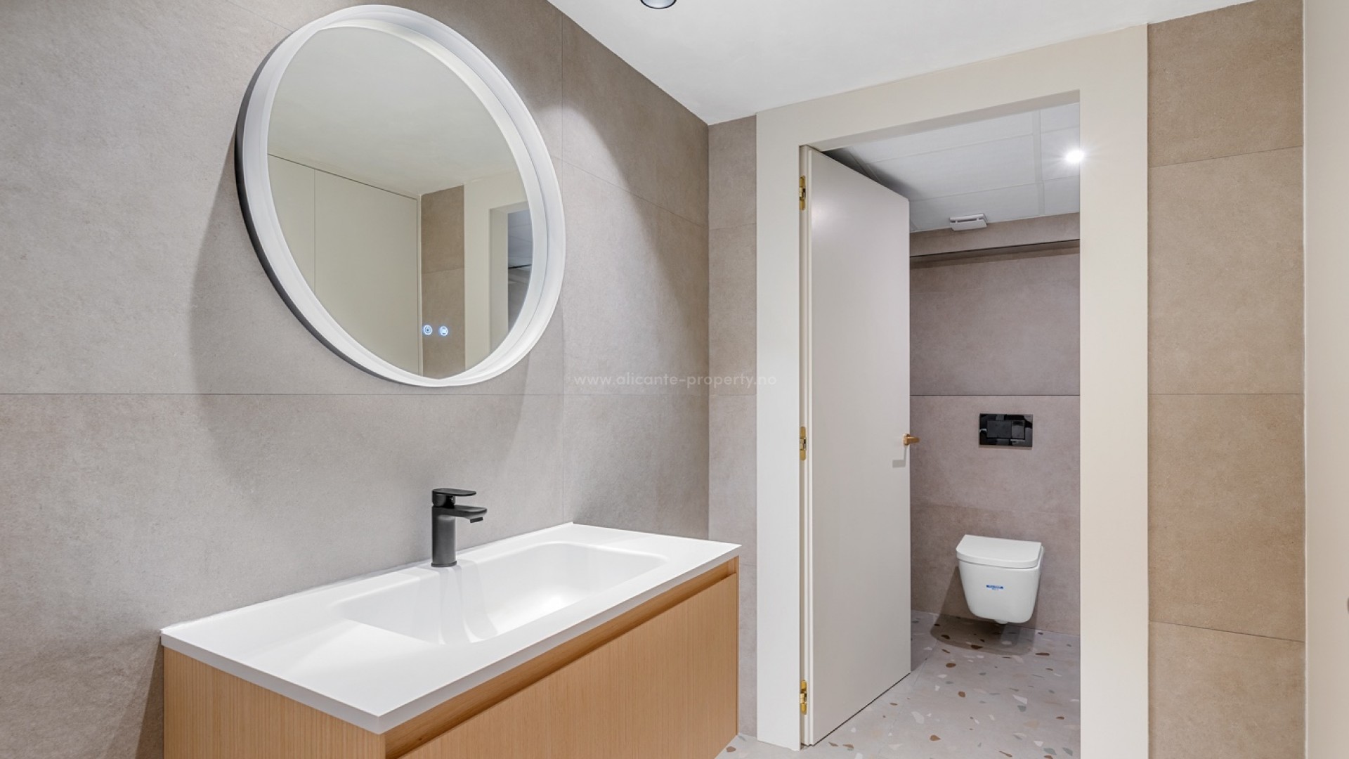 Apartment / flat in Alicante