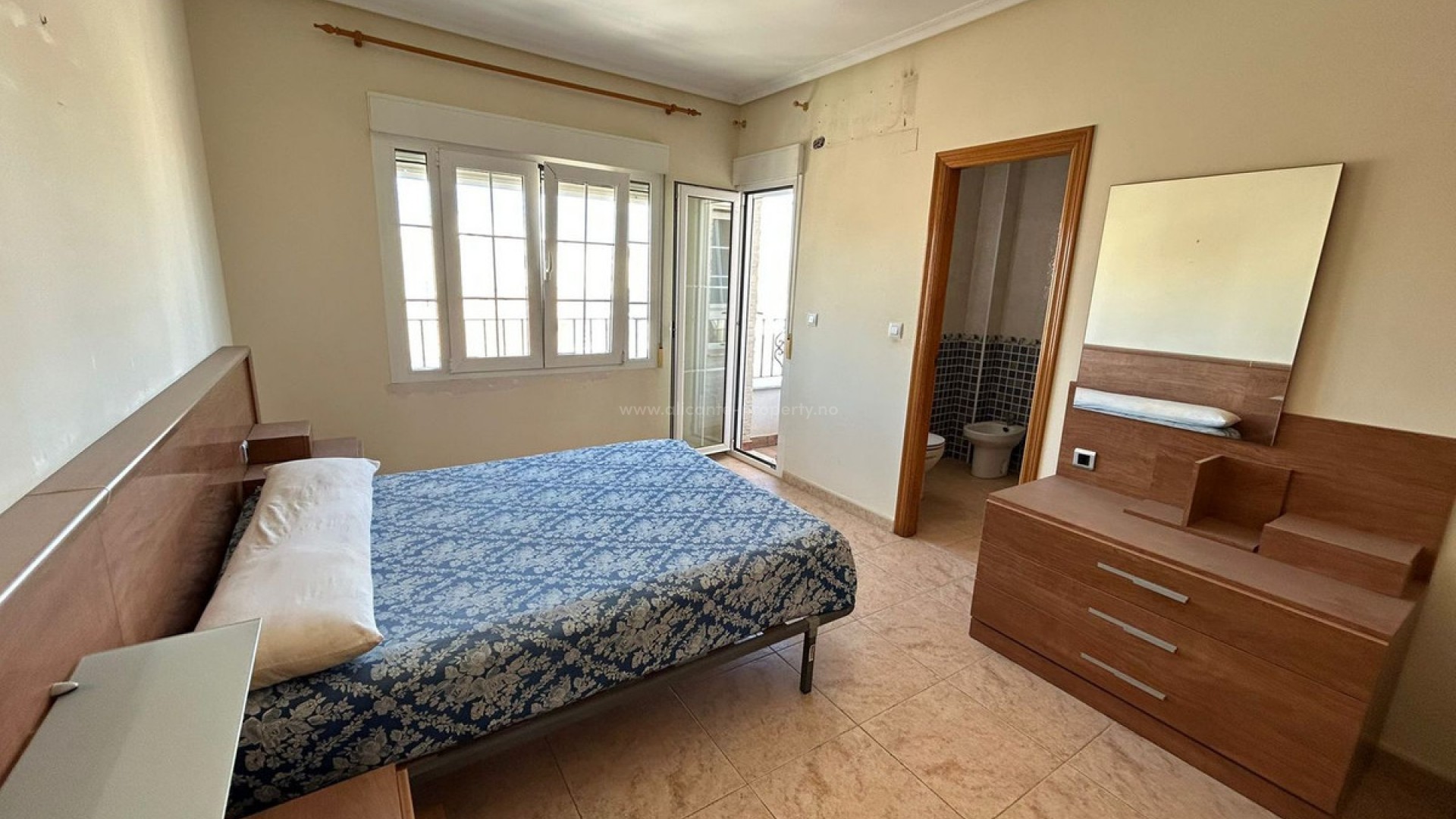 Apartment / flat in Almoradi Centro