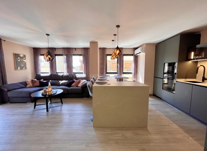 Apartment / flat in Almoradi Centro