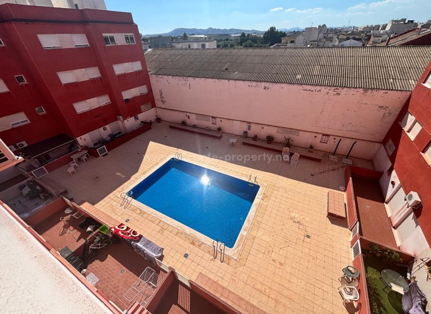 Apartment / flat in Almoradi Centro