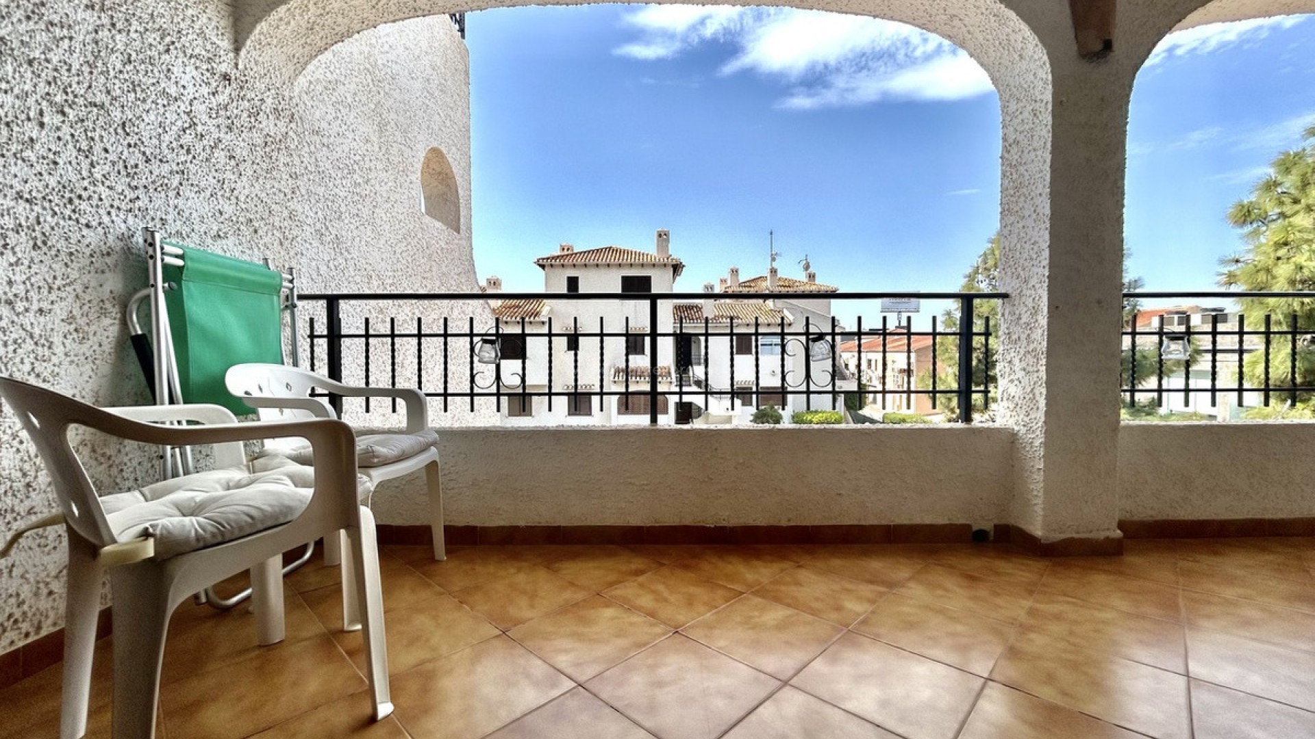 Apartment / flat in Beachside Cabo Roig