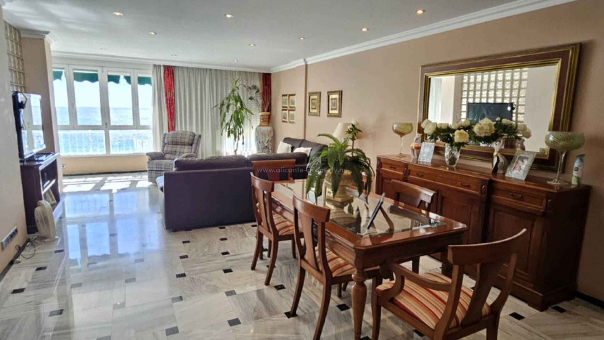 Apartment / flat in Benidorm Centro