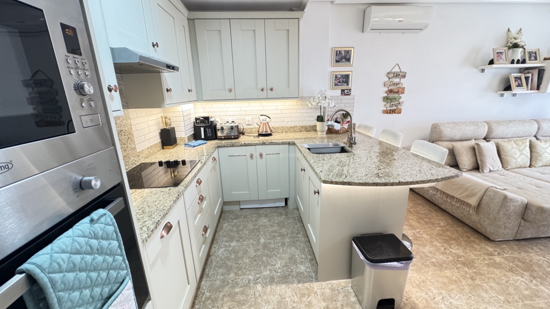 Apartment / flat in Cabo Roig