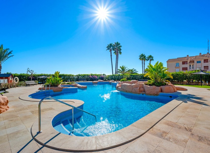 Apartment / flat in Cabo Roig