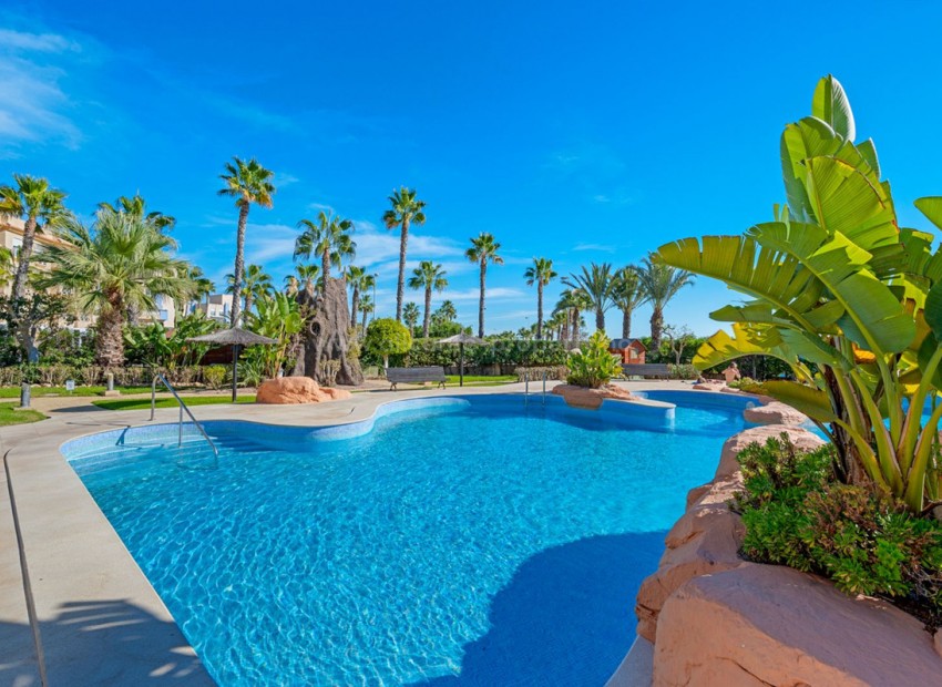 Apartment / flat in Cabo Roig