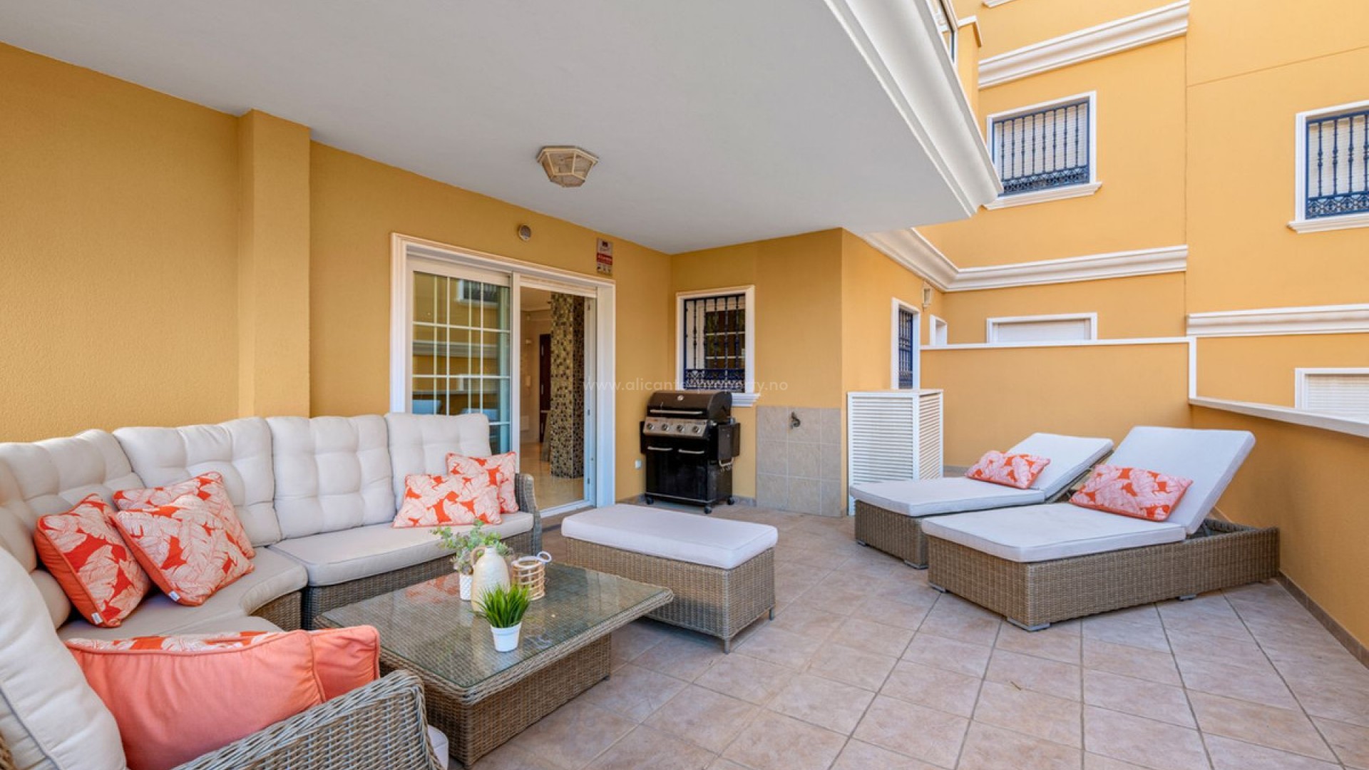 Apartment / flat in Cabo Roig