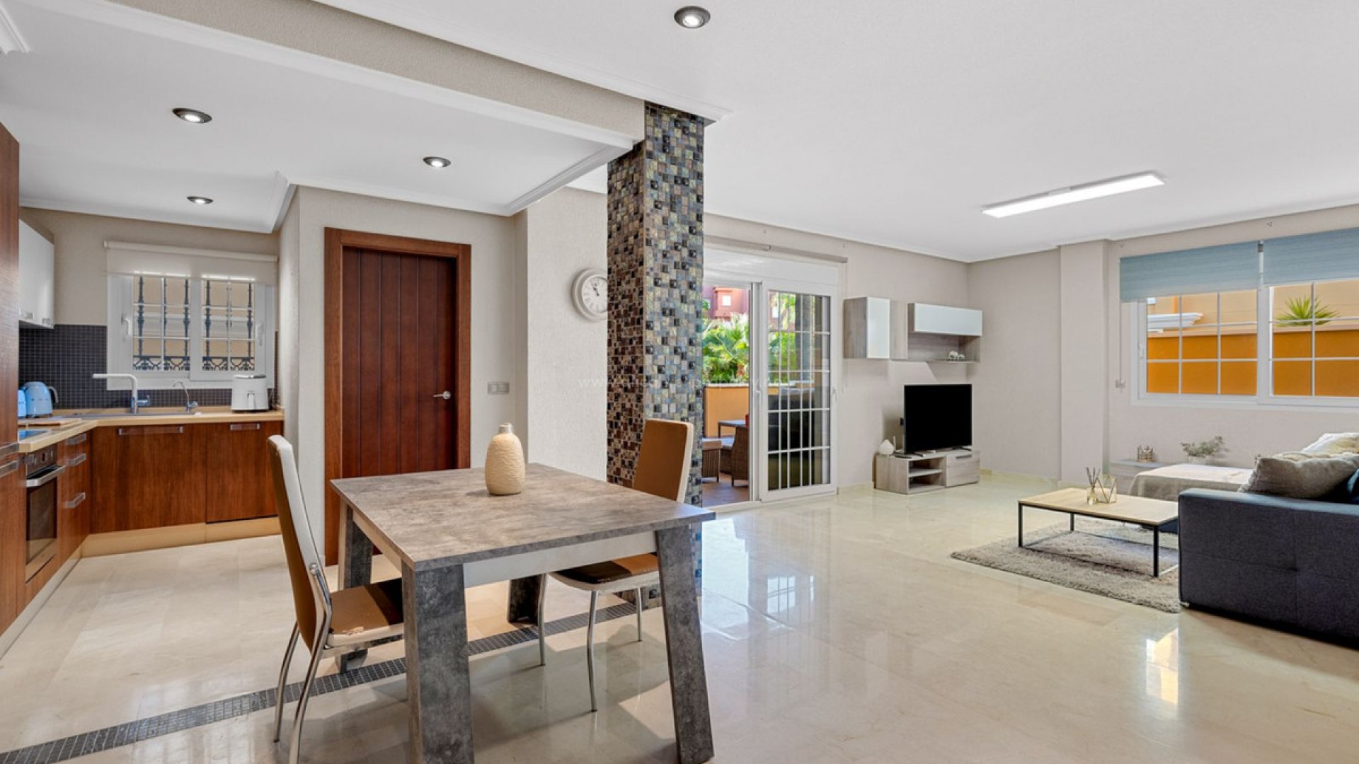 Apartment / flat in Cabo Roig