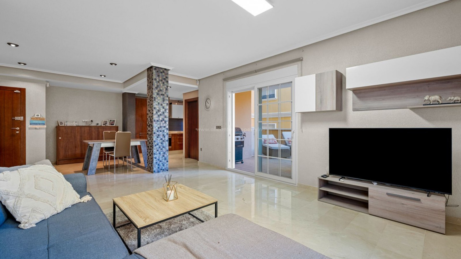 Apartment / flat in Cabo Roig