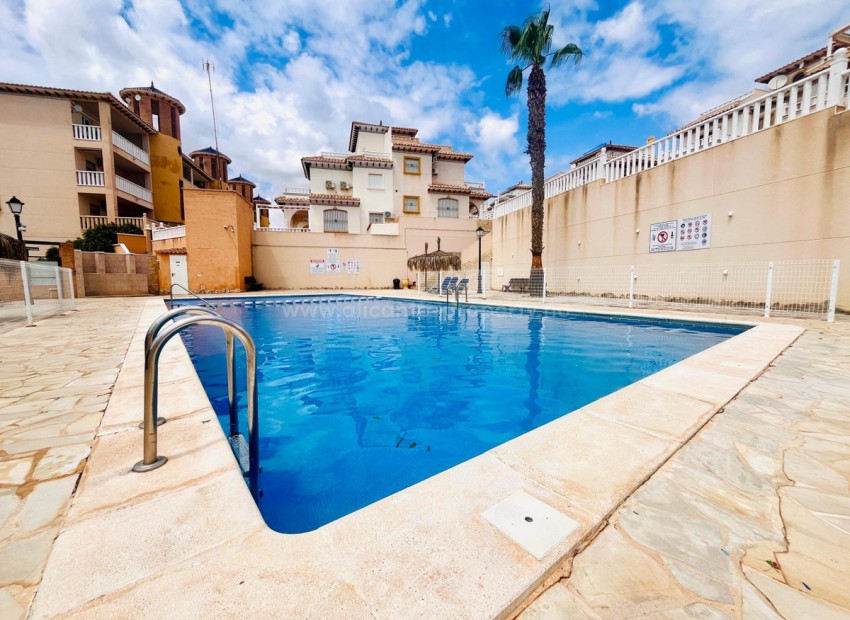 Apartment / flat in Cabo Roig
