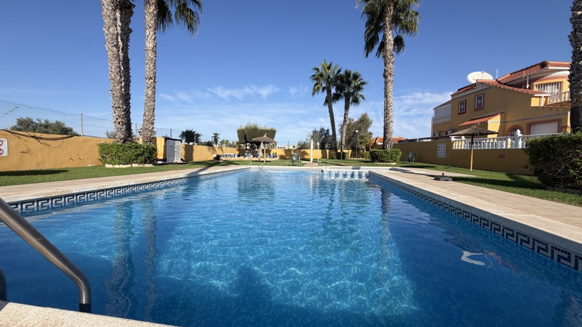 Apartment / flat in Cabo Roig