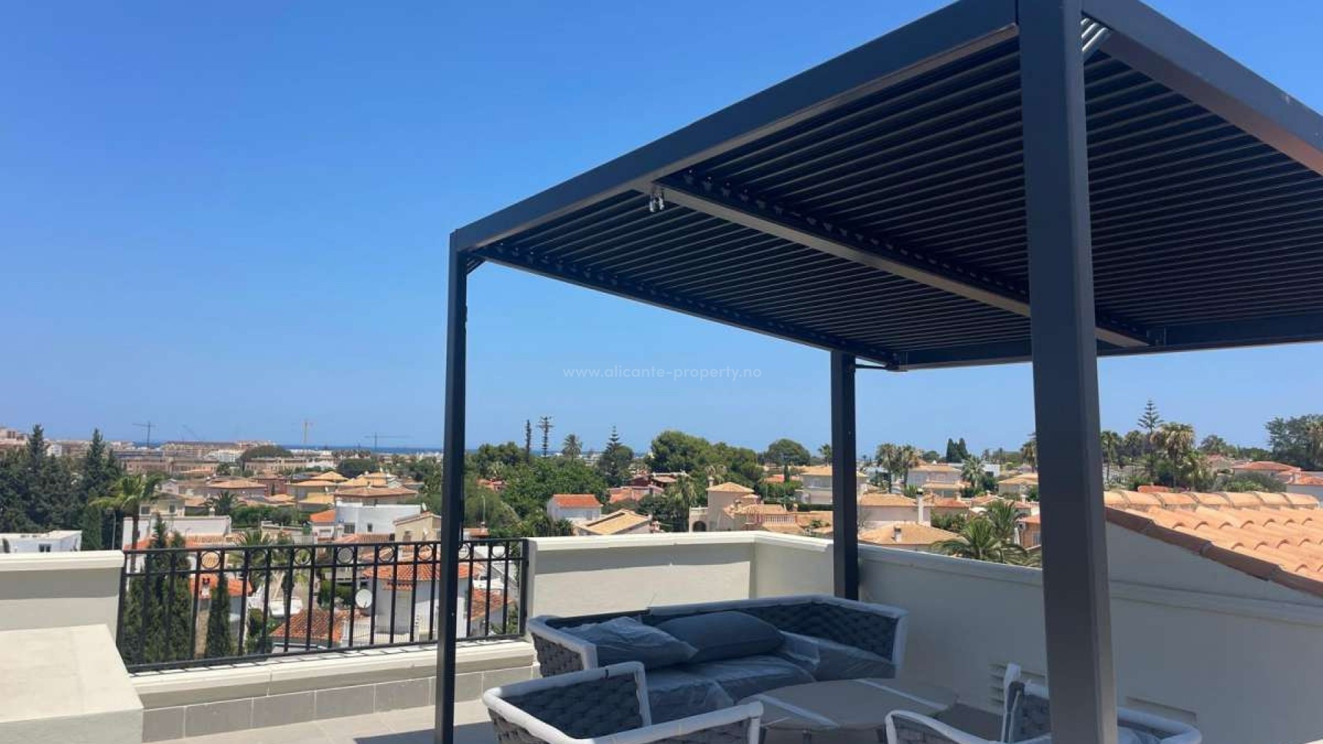 Apartment / flat in Denia Centro