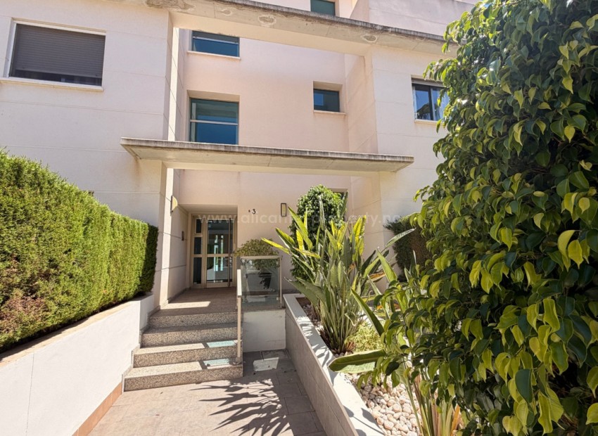 Apartment / flat in Doña Pepa