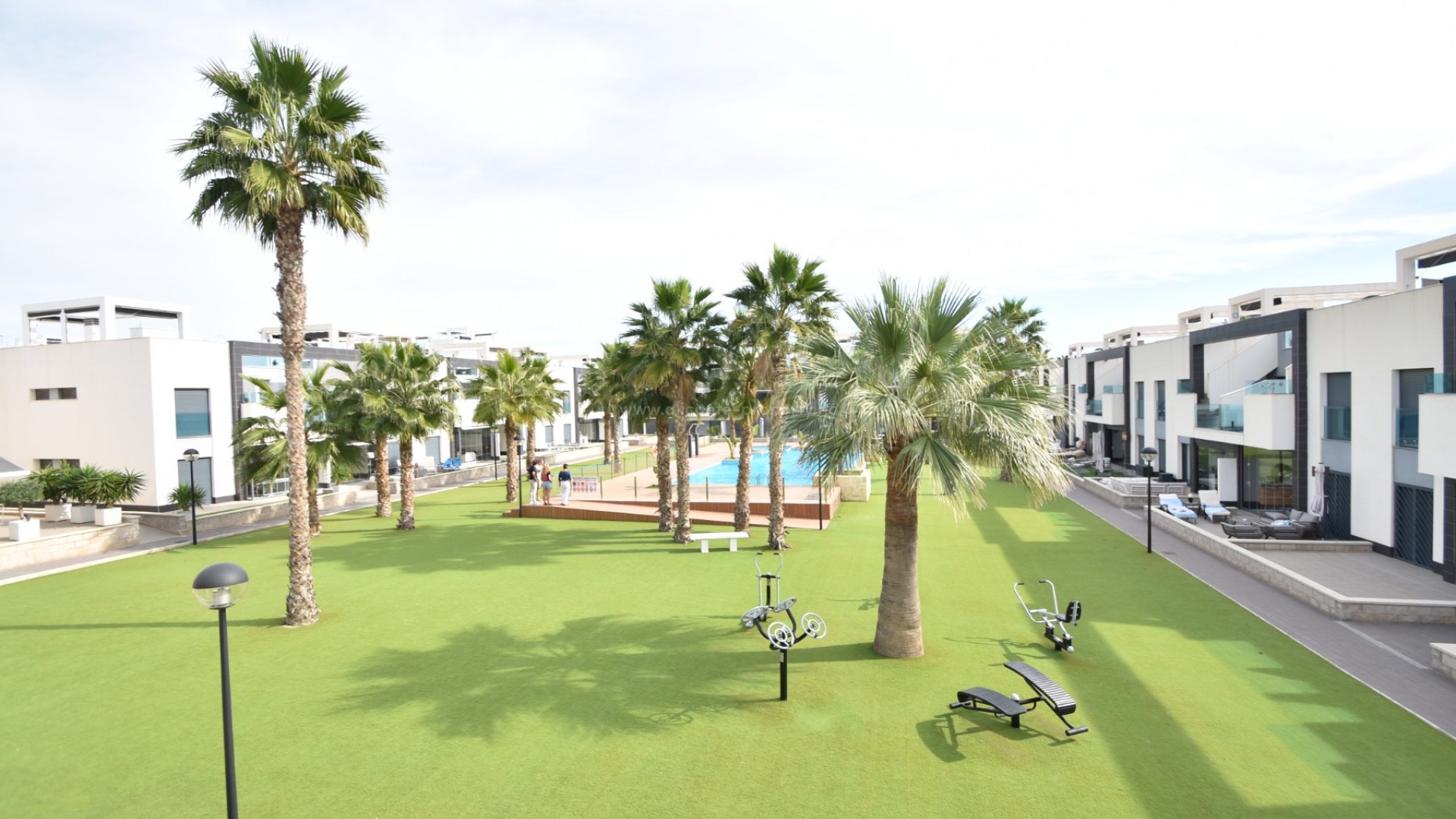 Apartment / flat in El Raso