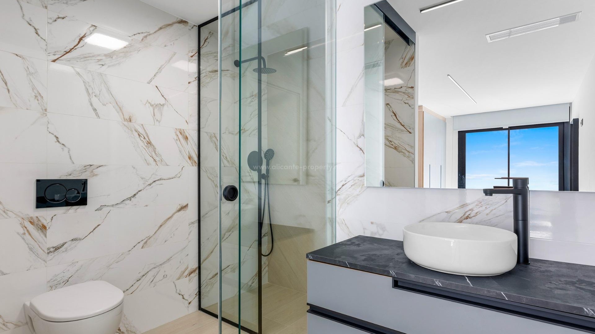 Apartment / flat in El Raso