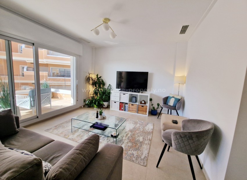 Apartment / flat in El Raso