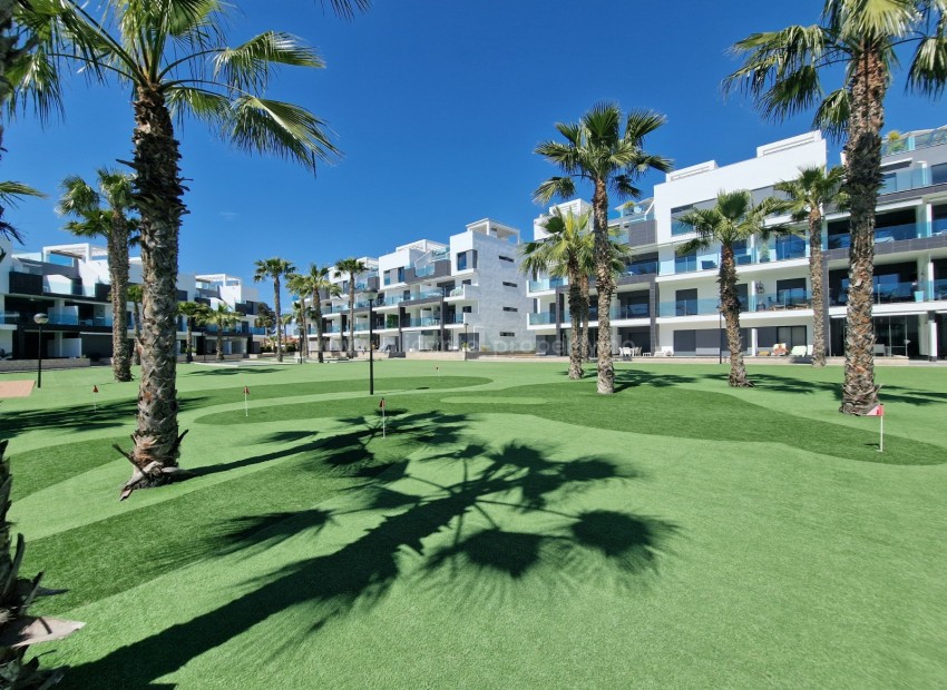 Apartment / flat in El Raso