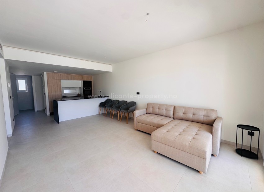 Apartment / flat in El Raso