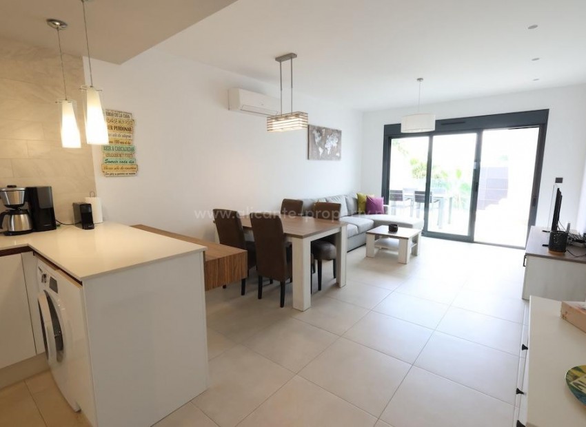 Apartment / flat in El Raso
