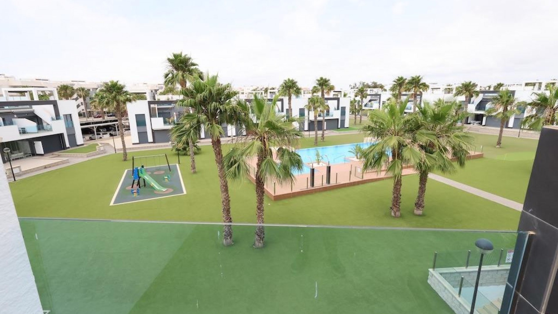 Apartment / flat in El Raso