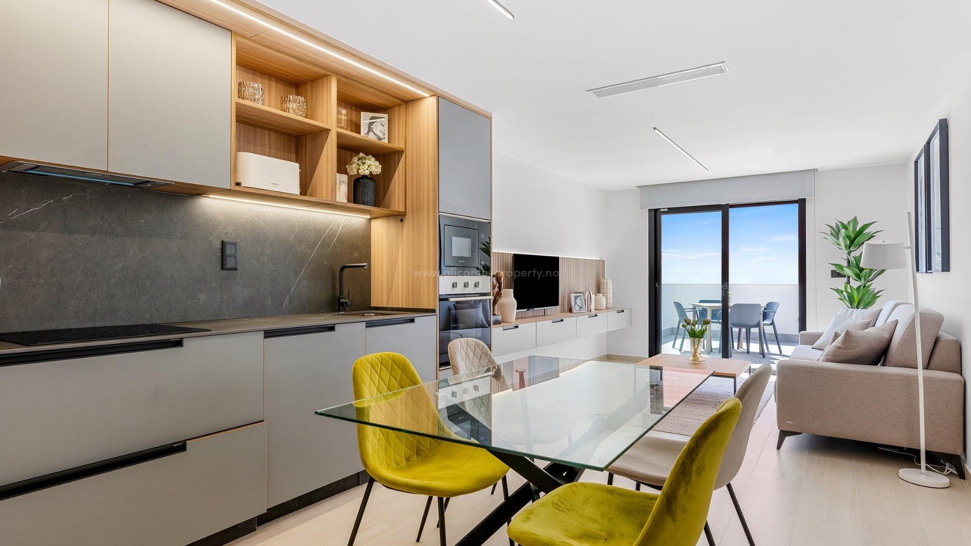 Apartment / flat in El Raso