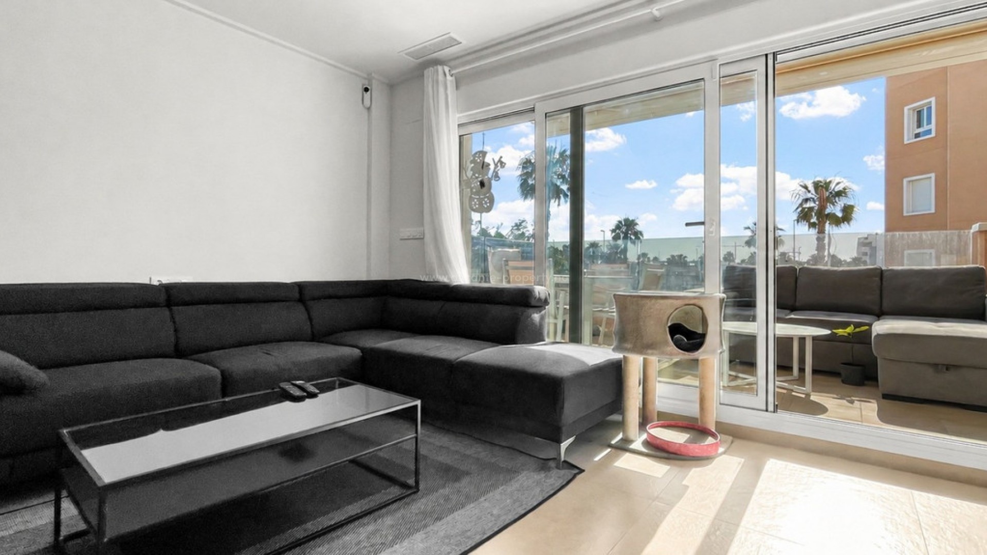 Apartment / flat in El Raso