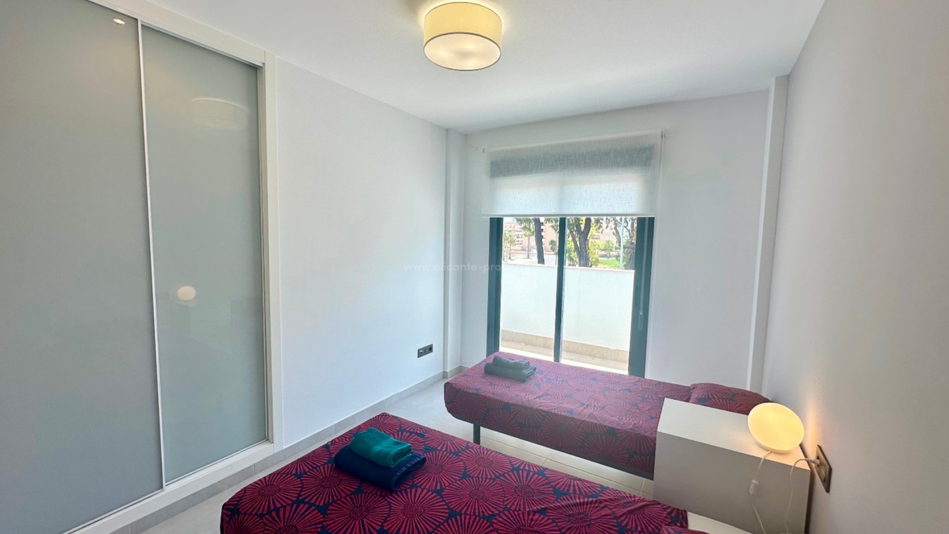 Apartment / flat in El Raso