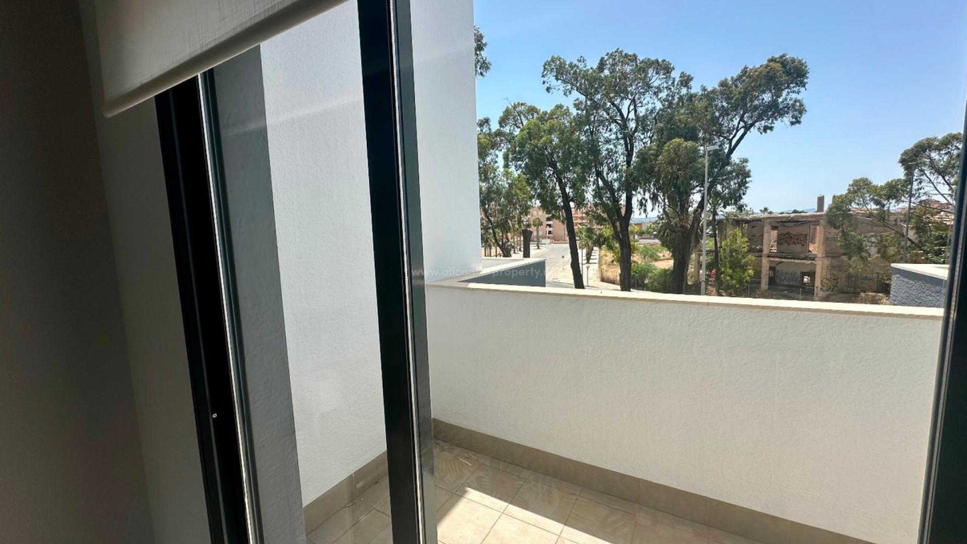 Apartment / flat in El Raso