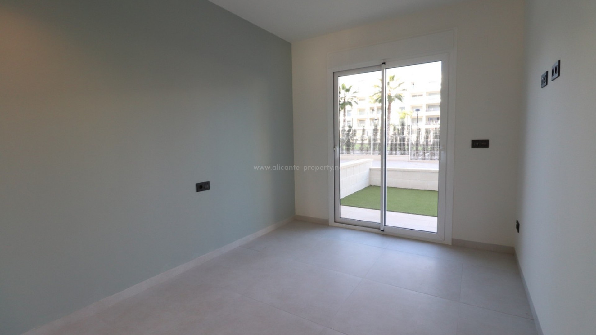 Apartment / flat in El Raso