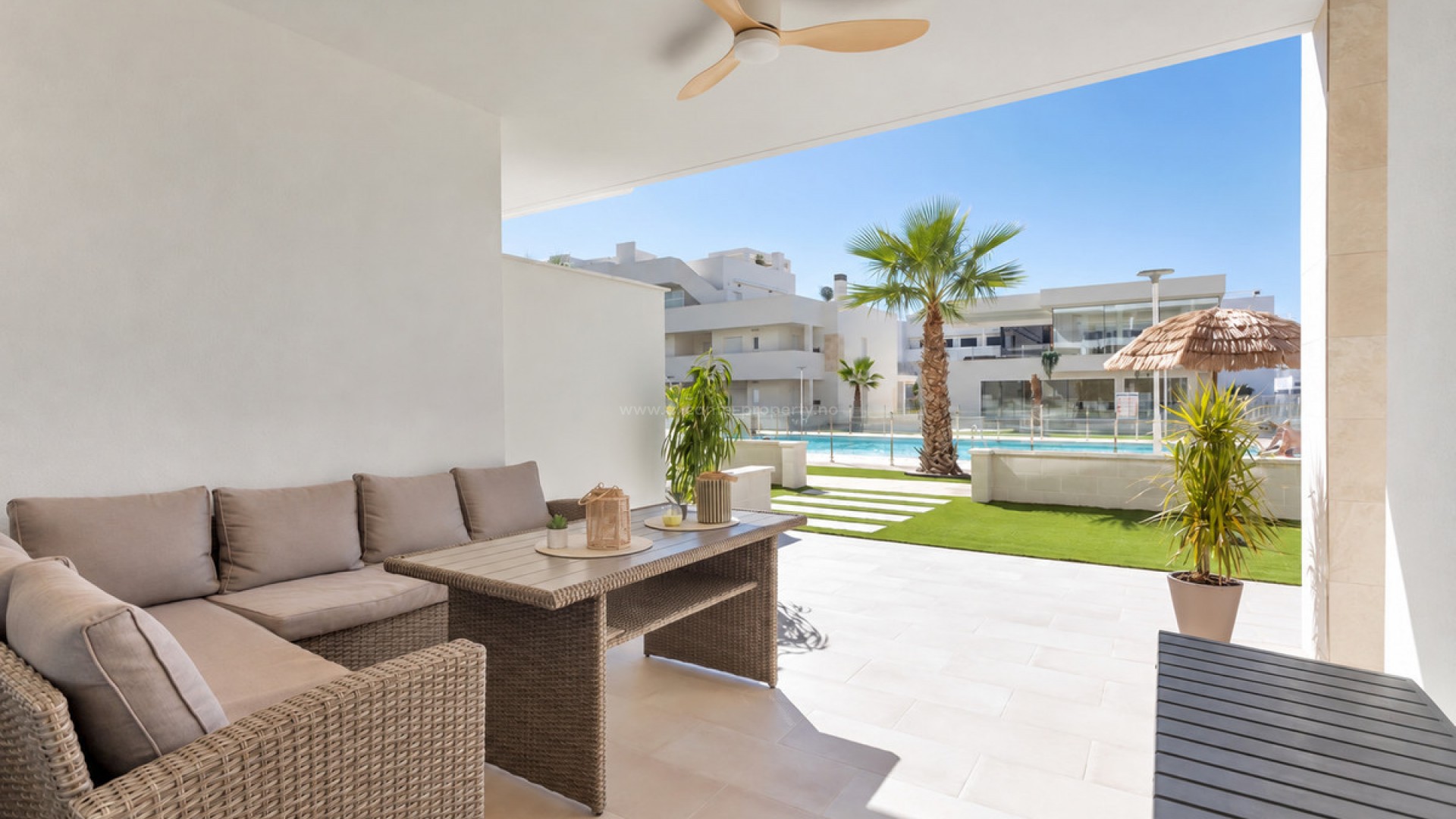 Apartment / flat in El Raso