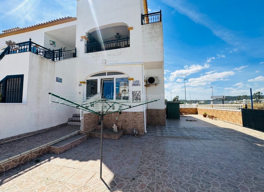 Apartment / flat in Entre Naranjos