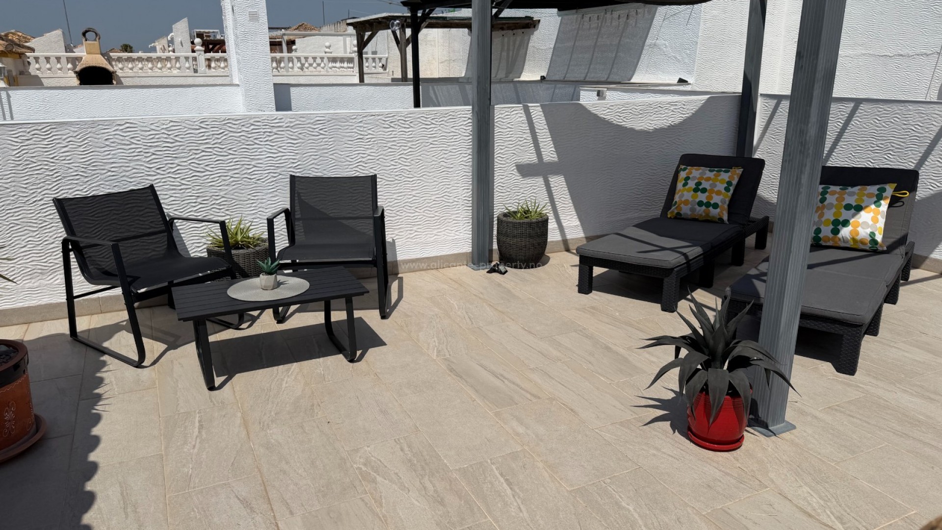 Apartment / flat in Entre Naranjos