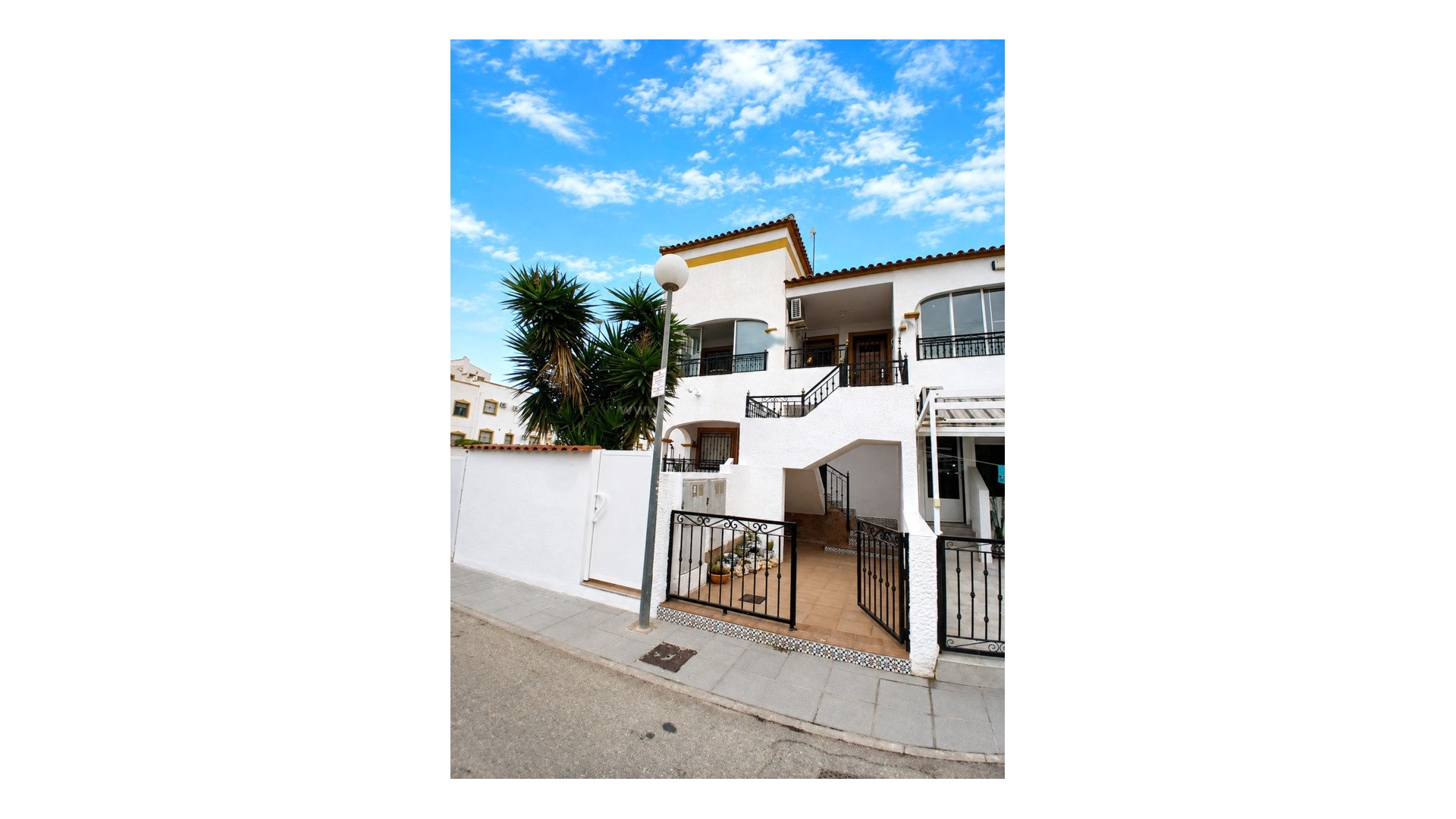 Apartment / flat in Entre Naranjos