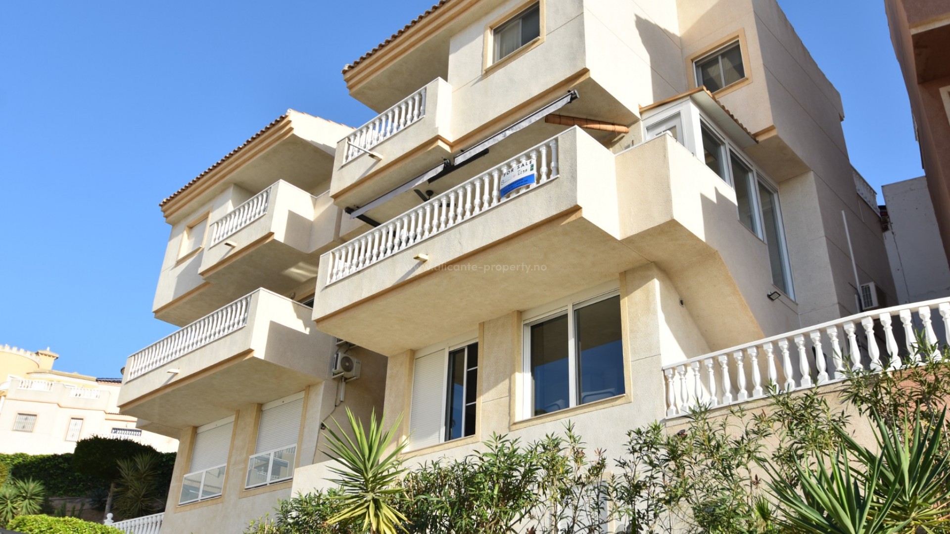 Apartment / flat in Golf