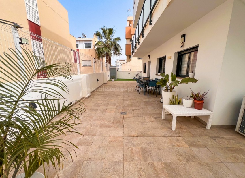 Apartment / flat in Guardamar del Segura Centro