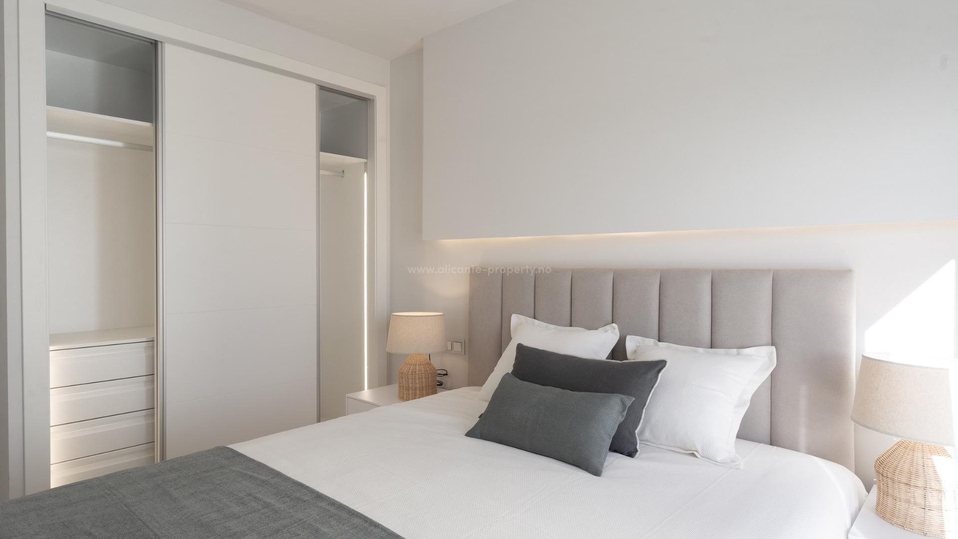 Apartment / flat in L´Estanyó (Marinas)