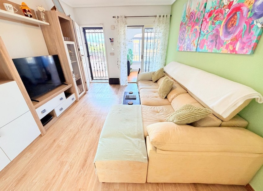 Apartment / flat in La Herrada